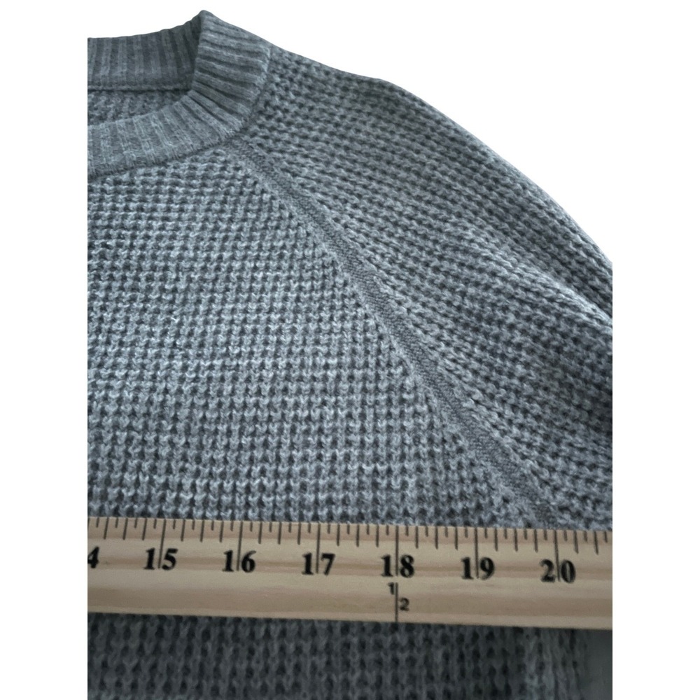 Old Navy Light Grey Cotton Heather Waffle Knit Crewneck Sweater Soft Size S/M - Picture 6 of 13